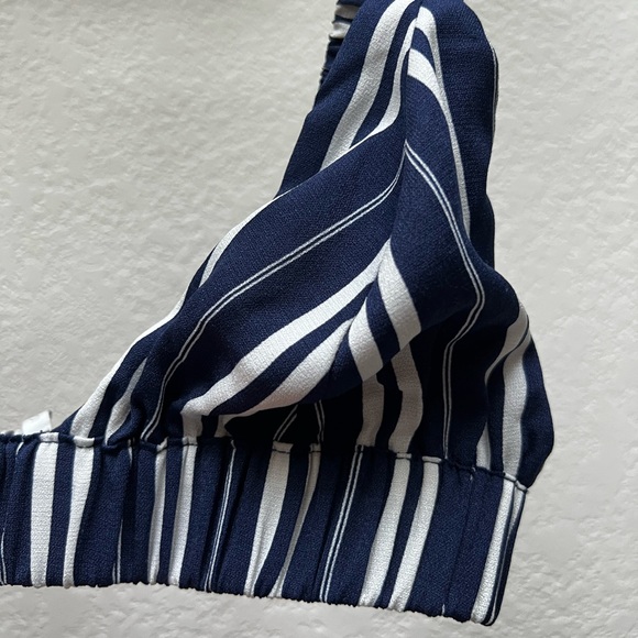 Jacklyn two piece set - Picture 6 of 8